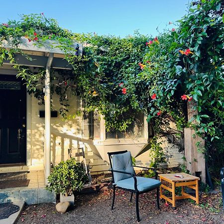 Cozy House Nested Around Trees E San Jose Exterior photo